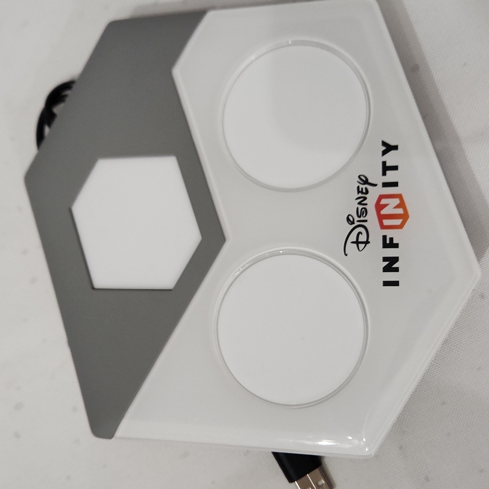 Disney INFINITY 2.0 Xbox 360 Xbox One Portal Base Pad Model